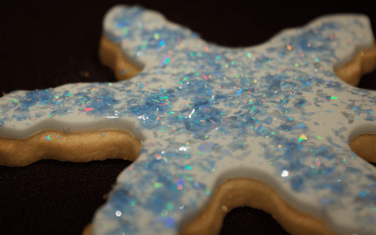 Snowflake Icing Cookie Edible Glitter